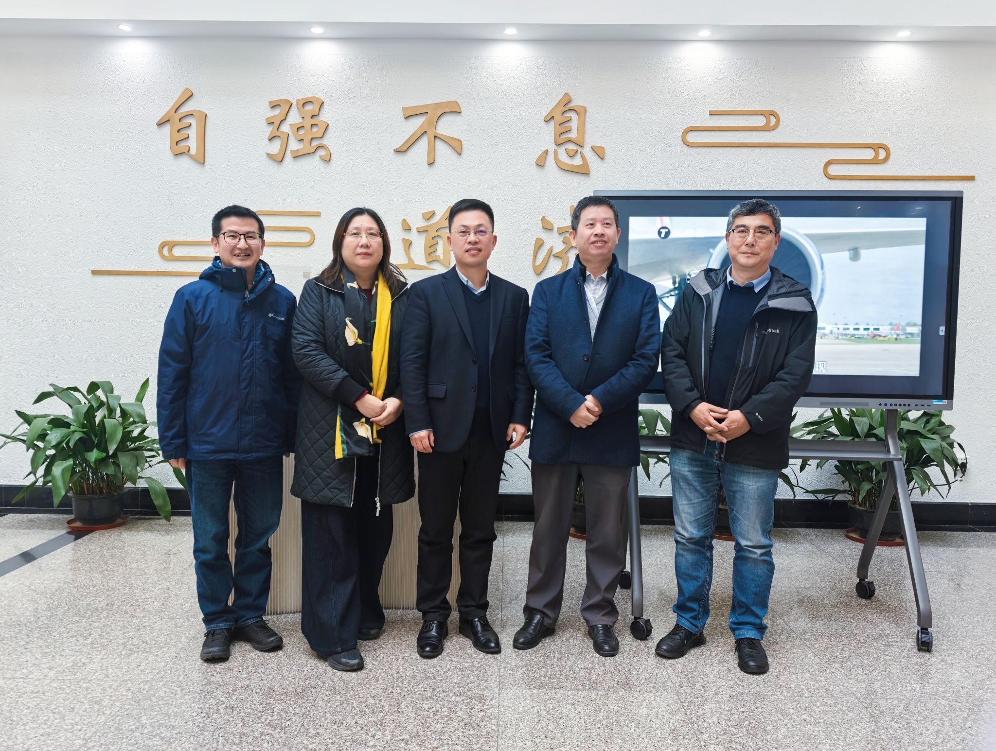 a04621245b05888a6df3e6c14283ace.jpg a04621245b05888a6df3e6c14283ace.jpg