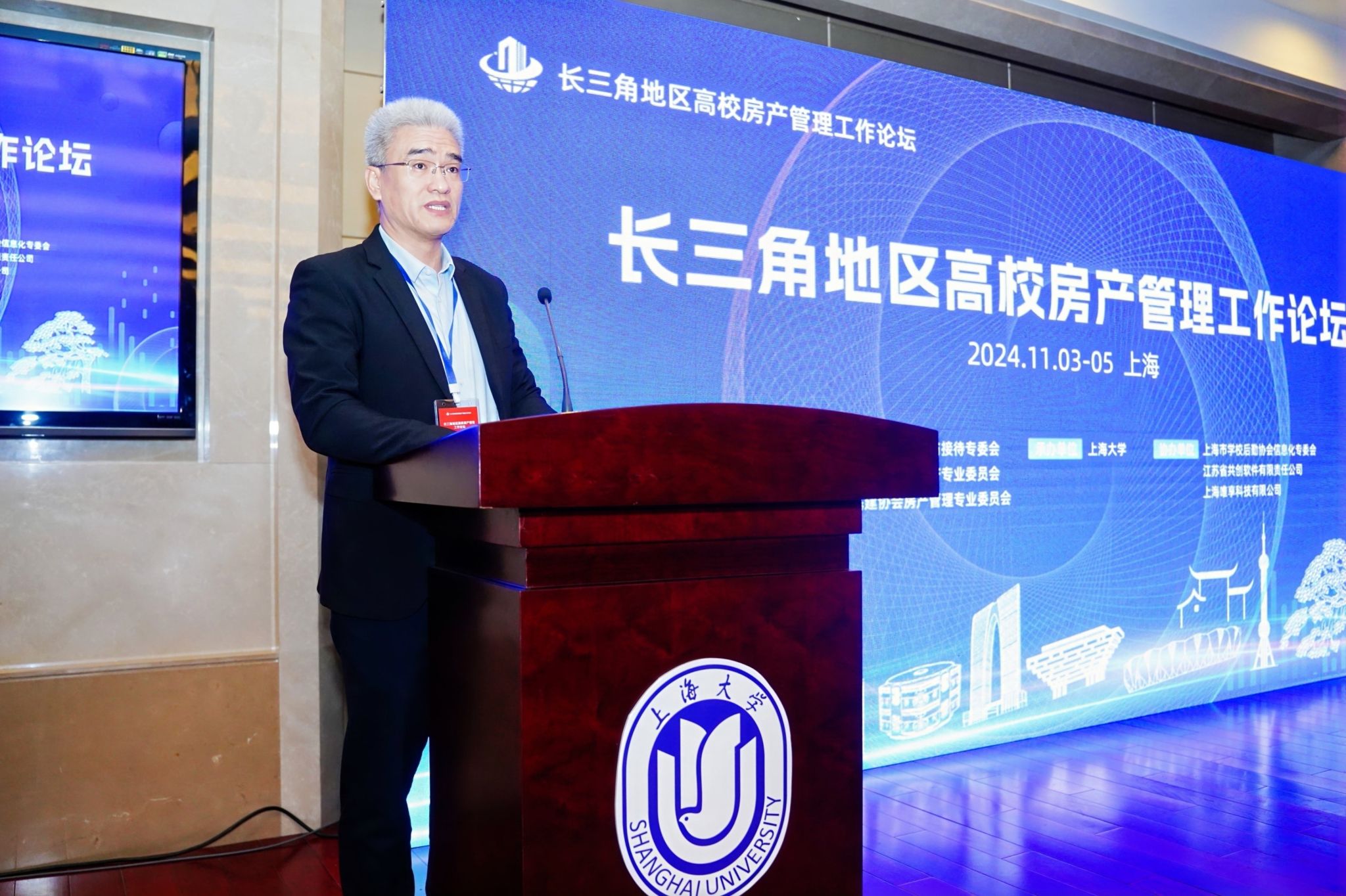 11.4韩冰霜.jpg 11.4韩冰霜.jpg